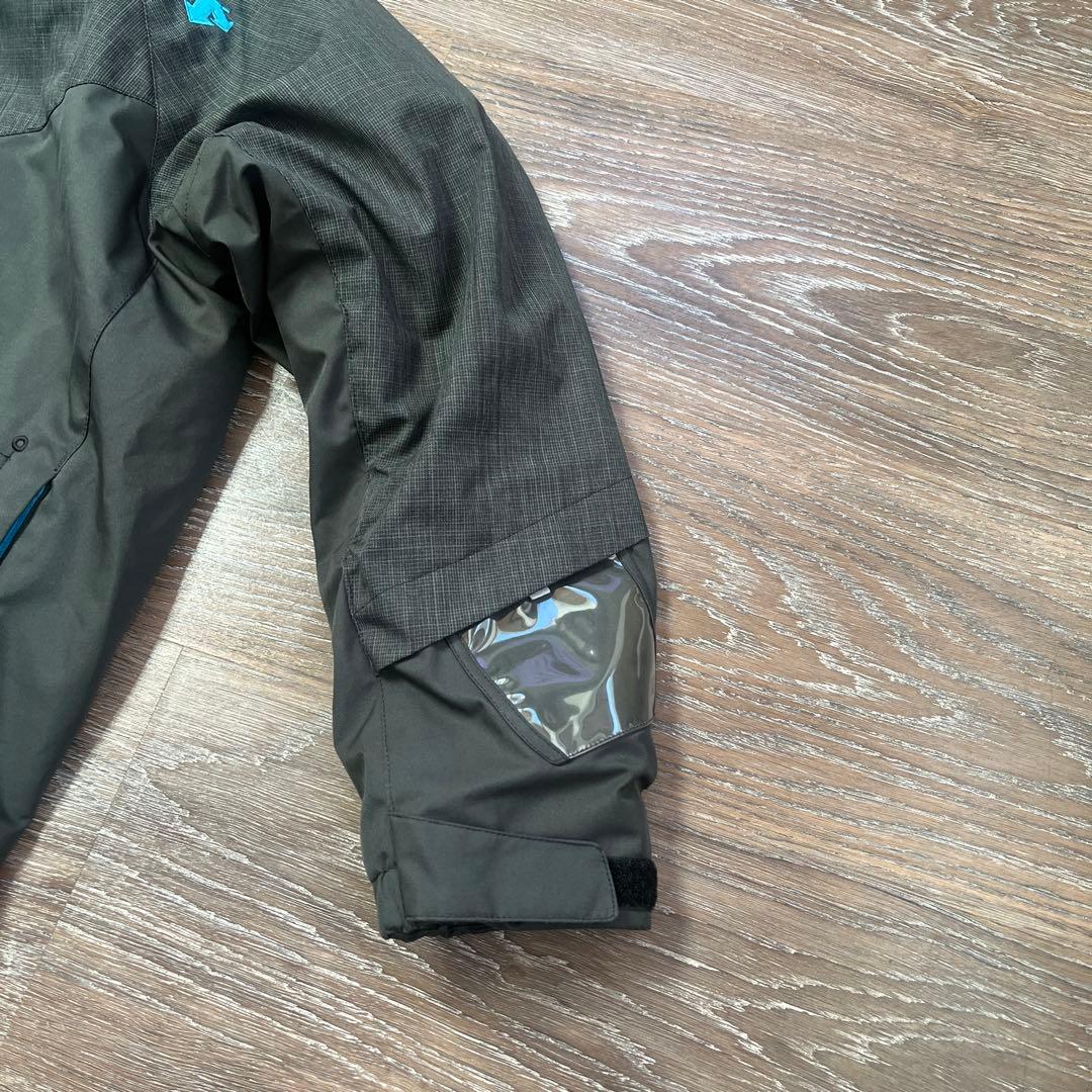 DESCENTE デサント　150セットアップ　上下　スキーウェア　男の子