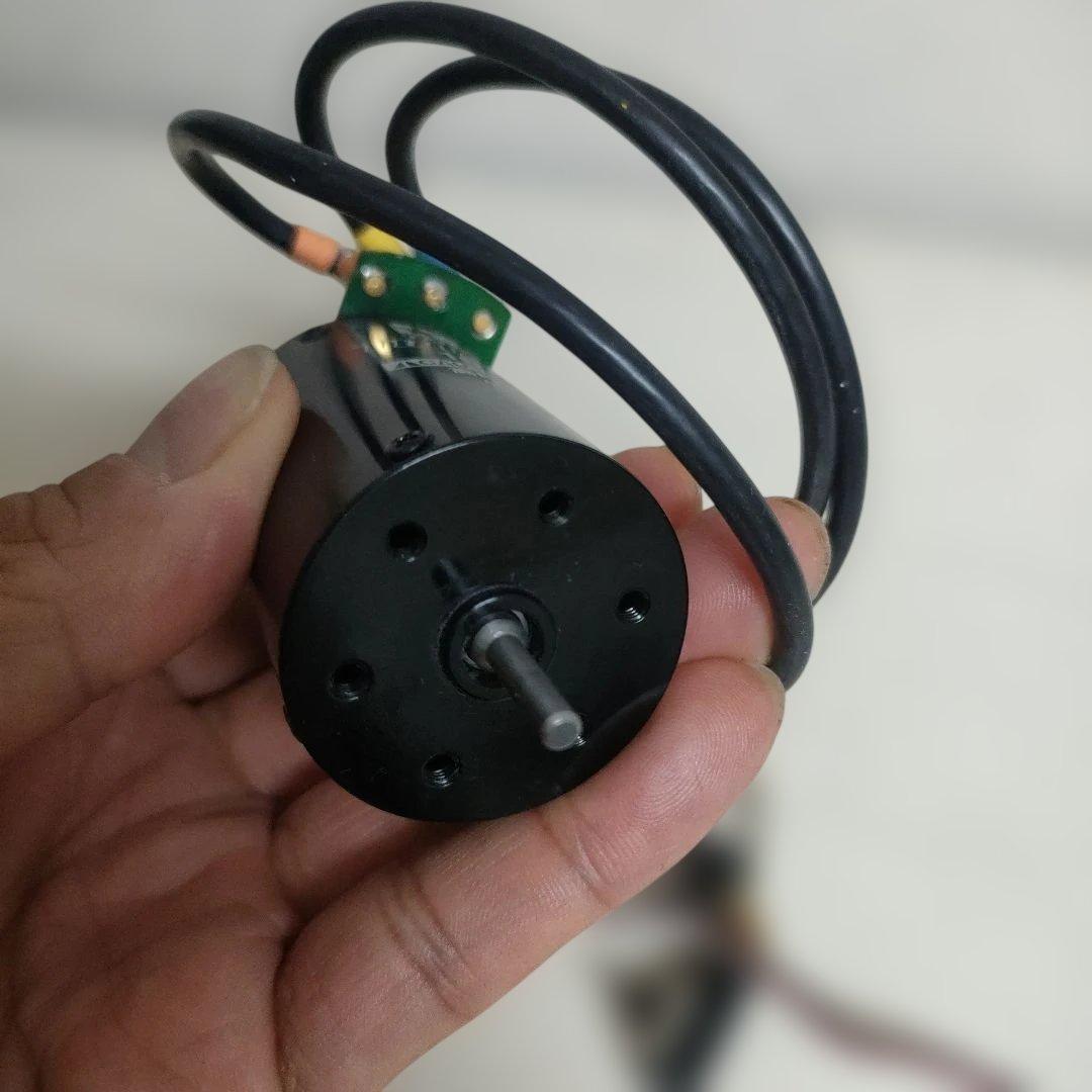 タミヤ TBLE-01ブラシレスESC、TBLM-01 　　　　16Tモーター