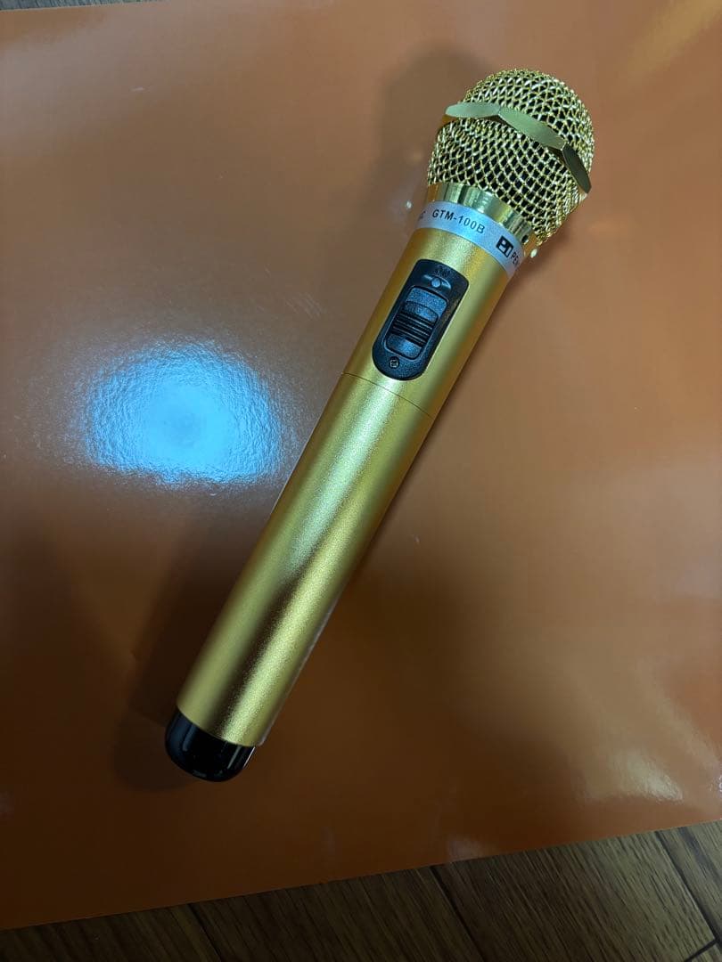 PENTATONIC GTM-100B [カラオケマイク ゴールド]
