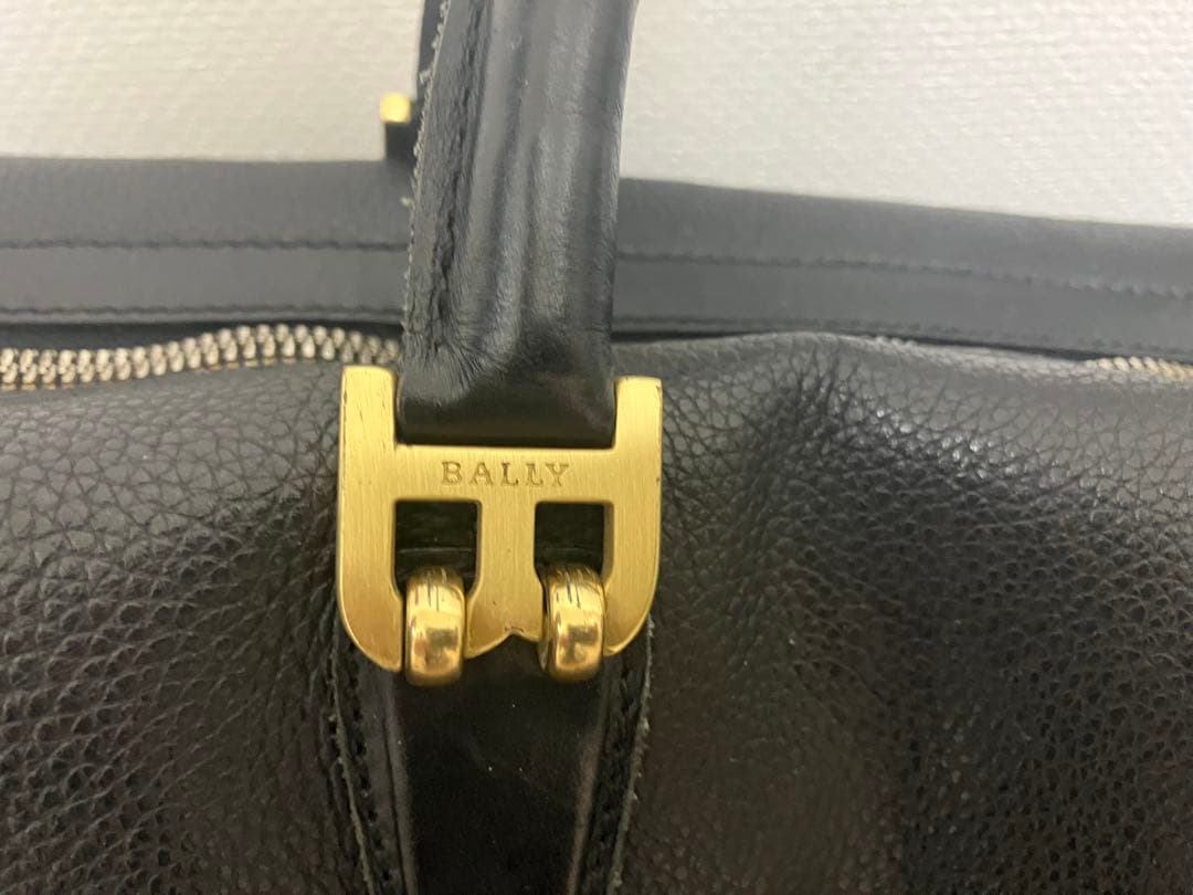 BALLY 黒 レザーボストンバッグ