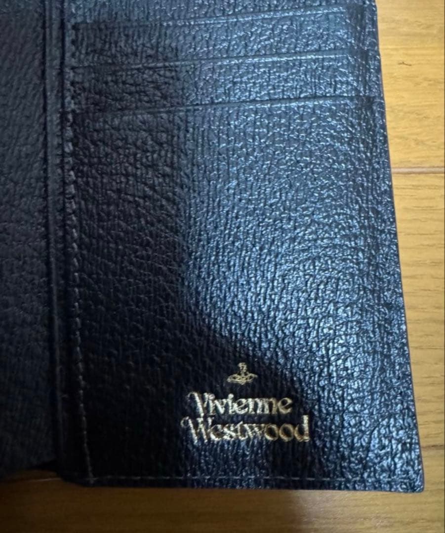 Vivienne Westwood ブラック折り財布