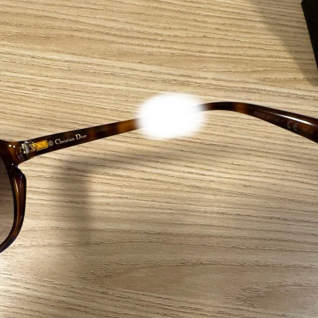 Dior ブラウン キャットアイ サングラス