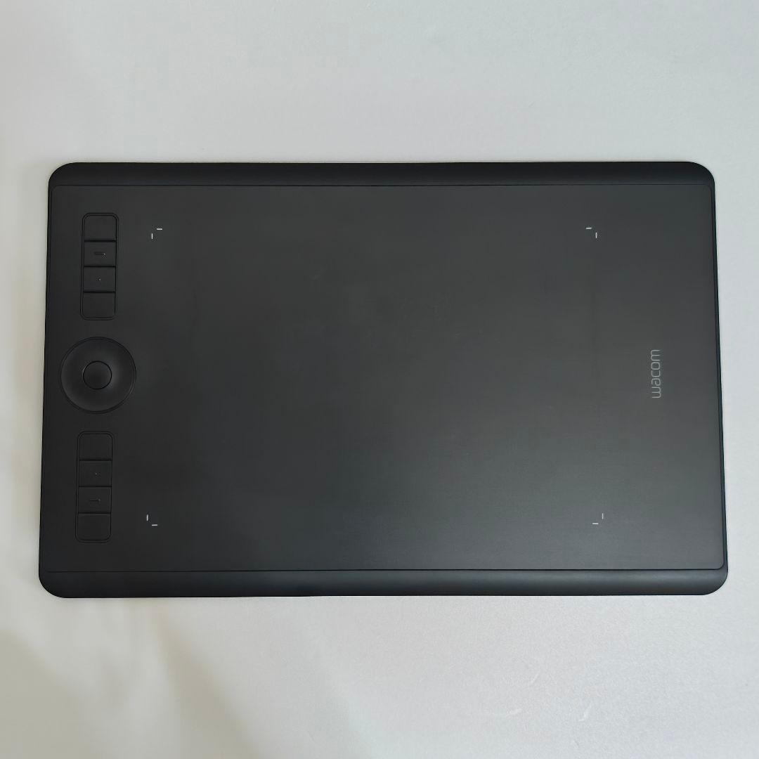 【ケース付き•替芯完備】Wacom Intuos Pro ペンタブレット 本体
