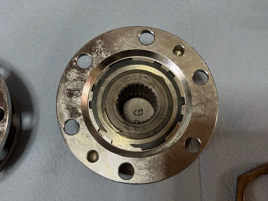 ジムニー JA11V 純正 フロント フリーハブ　左右 美USED品