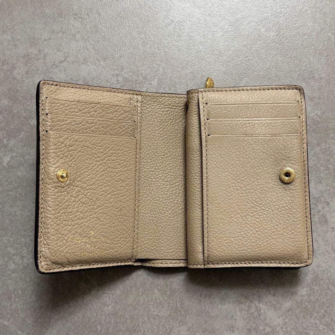 【美品】ロゴ ルイヴィトン Louis Vuitton ベージュ 二つ折り財布