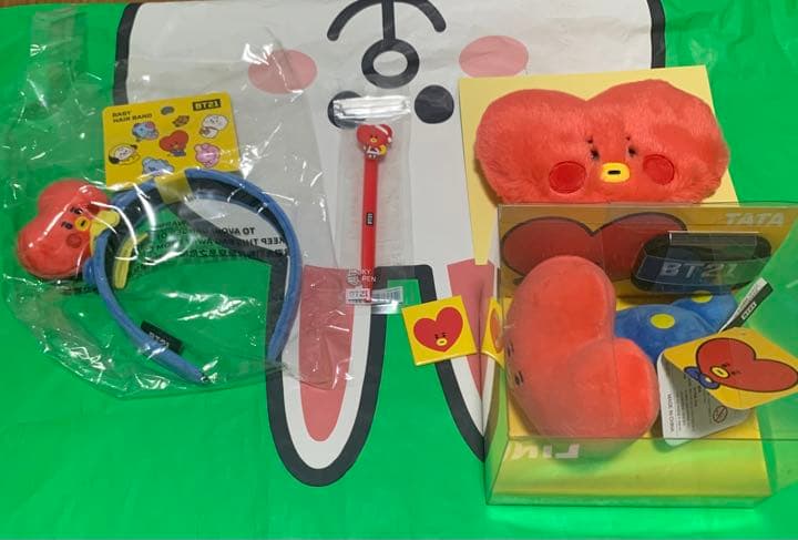 BTS tata テテ　テヒョン　bt21 ポーチ ペン