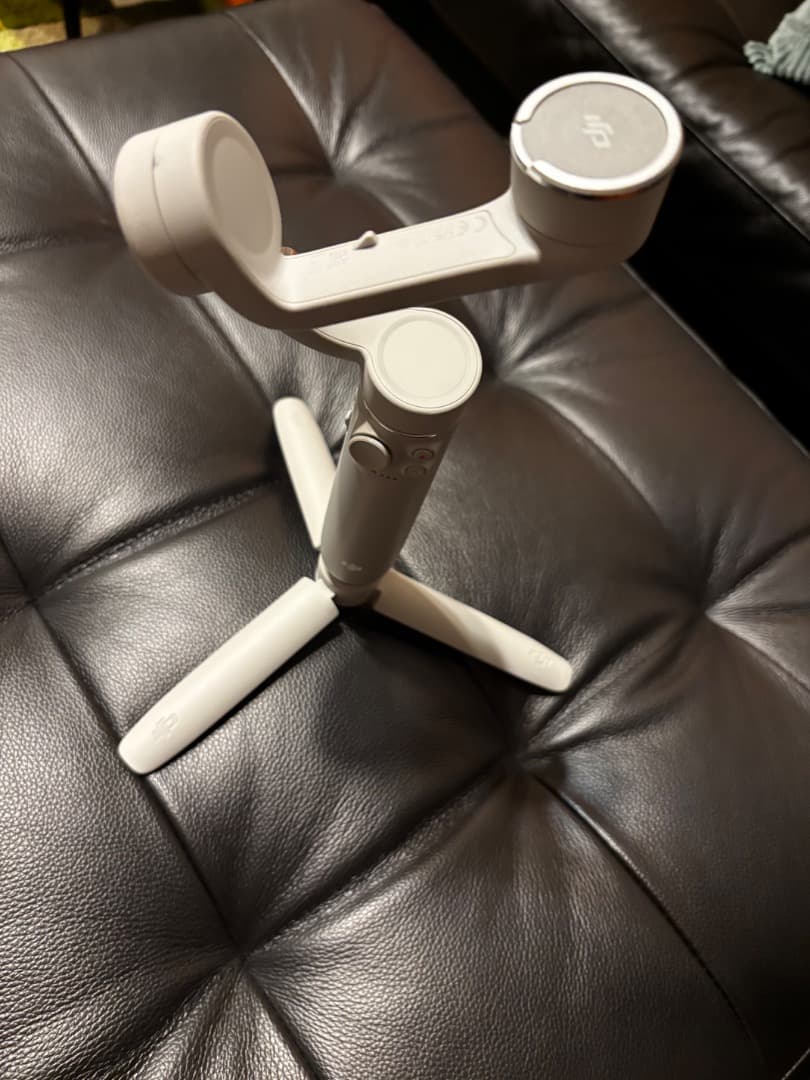 DJI OM5 アテネ グレー / スマホ用ジンバル