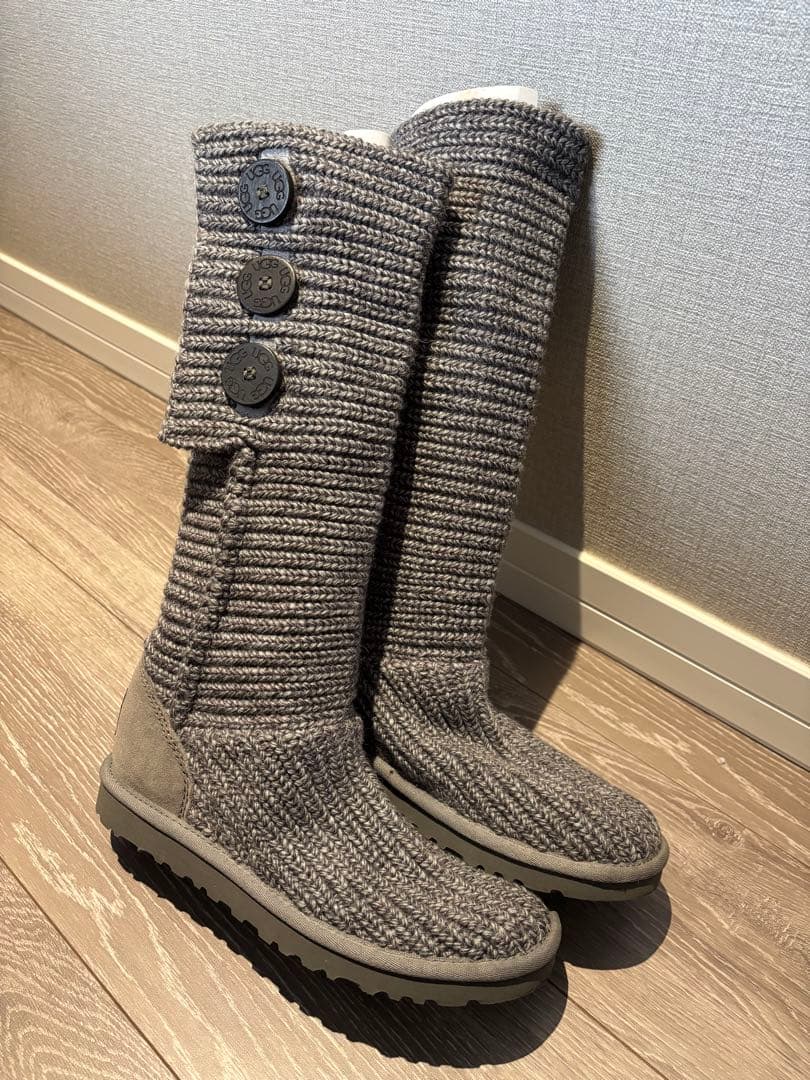 UGG ニットムートンブーツ