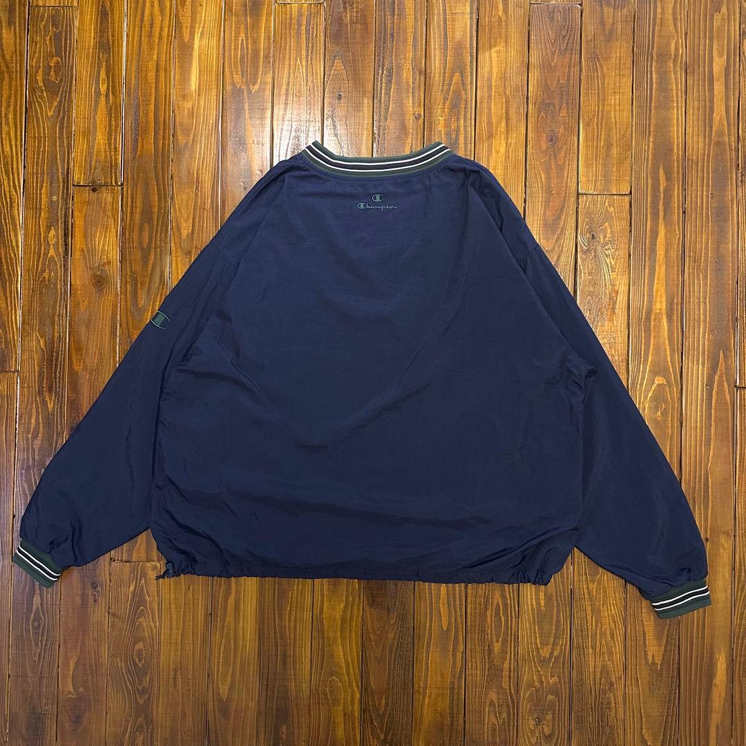 【Champion チャンピオン】ナイロンプルオーバー　90s 刺繍ロゴ