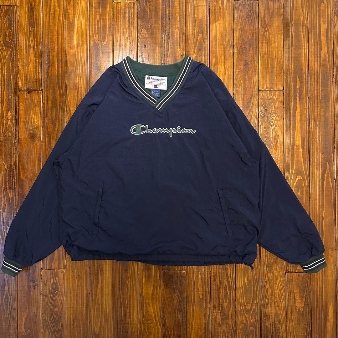 【Champion チャンピオン】ナイロンプルオーバー　90s 刺繍ロゴ