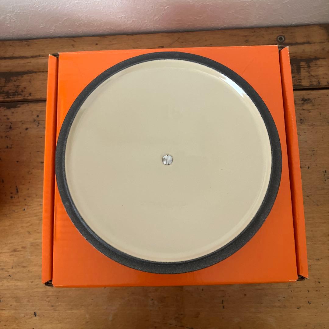 【新品】LE CREUSET ココット・ロンド オレンジ 約18cm