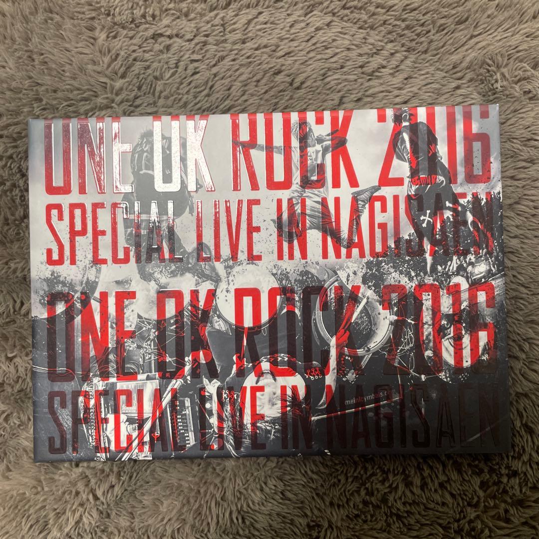 値下げ交渉可能！【ONE OK ROCK ライブDVD 2枚セット！】