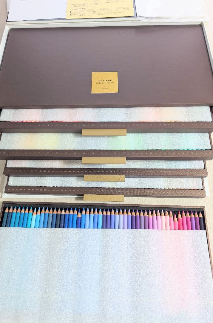 UNI240色 色鉛筆セット COLOR240 LIMITED EDITION