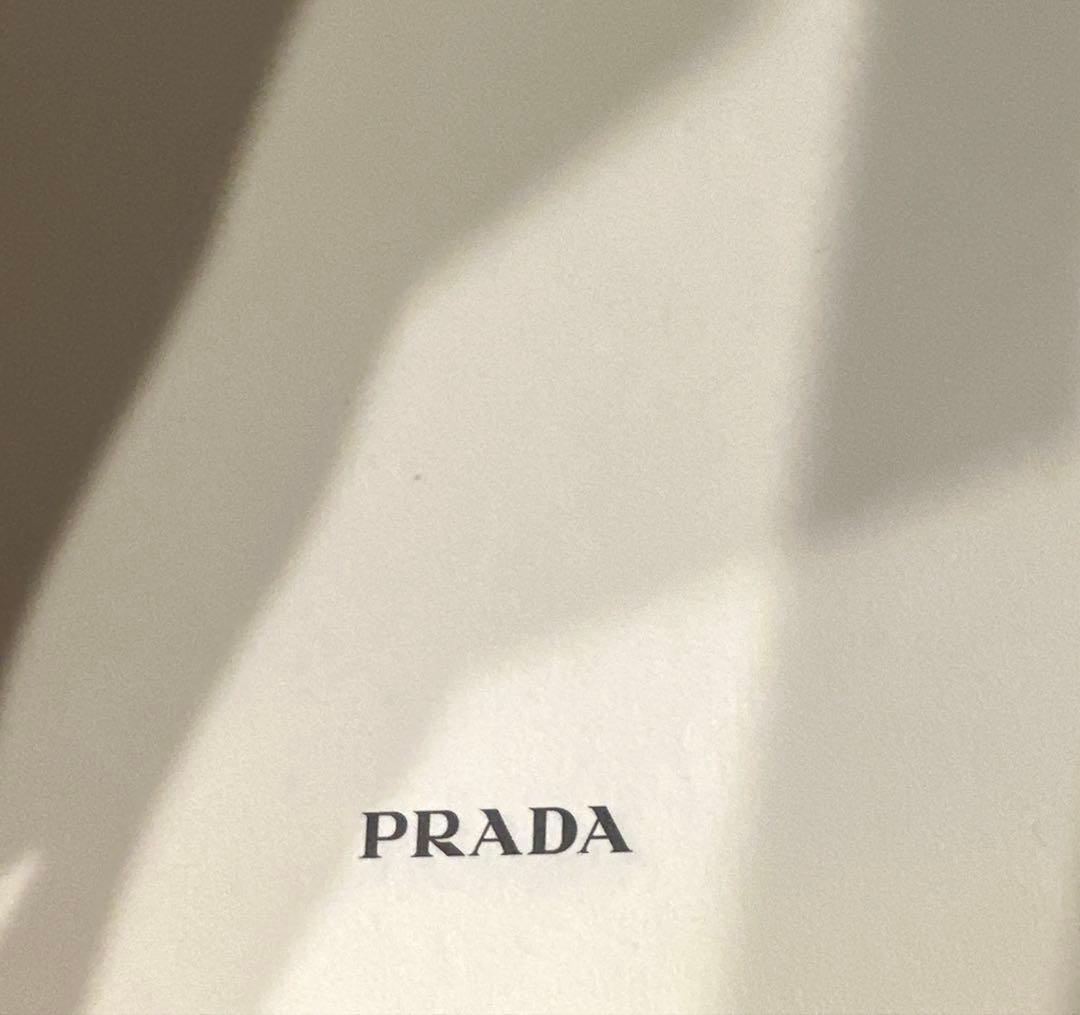 【非売品】PRADA ノート3冊＋鉛筆2 本＋バンドのセット