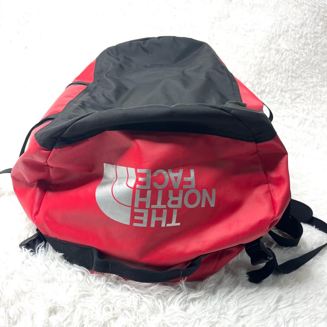 【美品】 ザノースフェイス ベースキャンプ ダッフルバッグ 大容量 レッド M