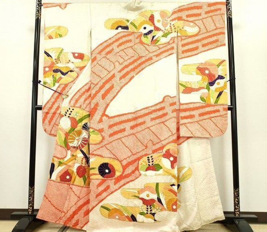 とどたん　豪華振袖 駒刺繍 絞り 渡橋霞花文 絹 逸品 成人式 パーティー