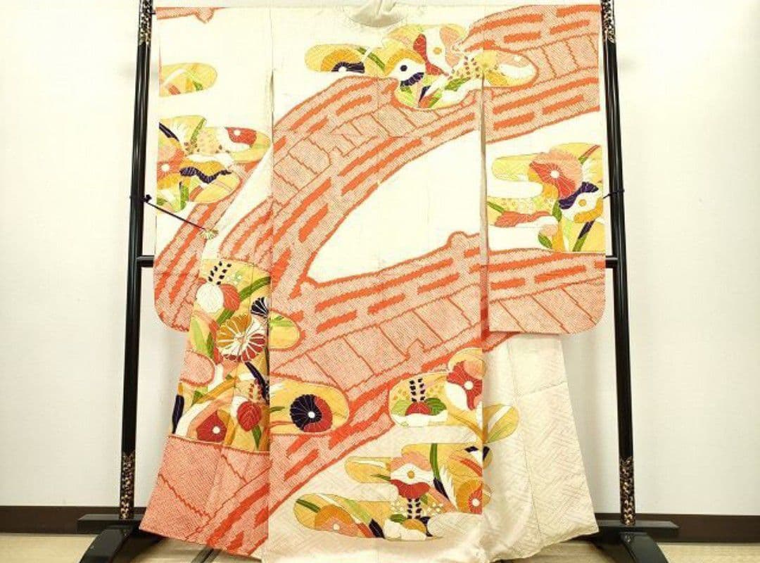 とどたん　豪華振袖 駒刺繍 絞り 渡橋霞花文 絹 逸品 成人式 パーティー