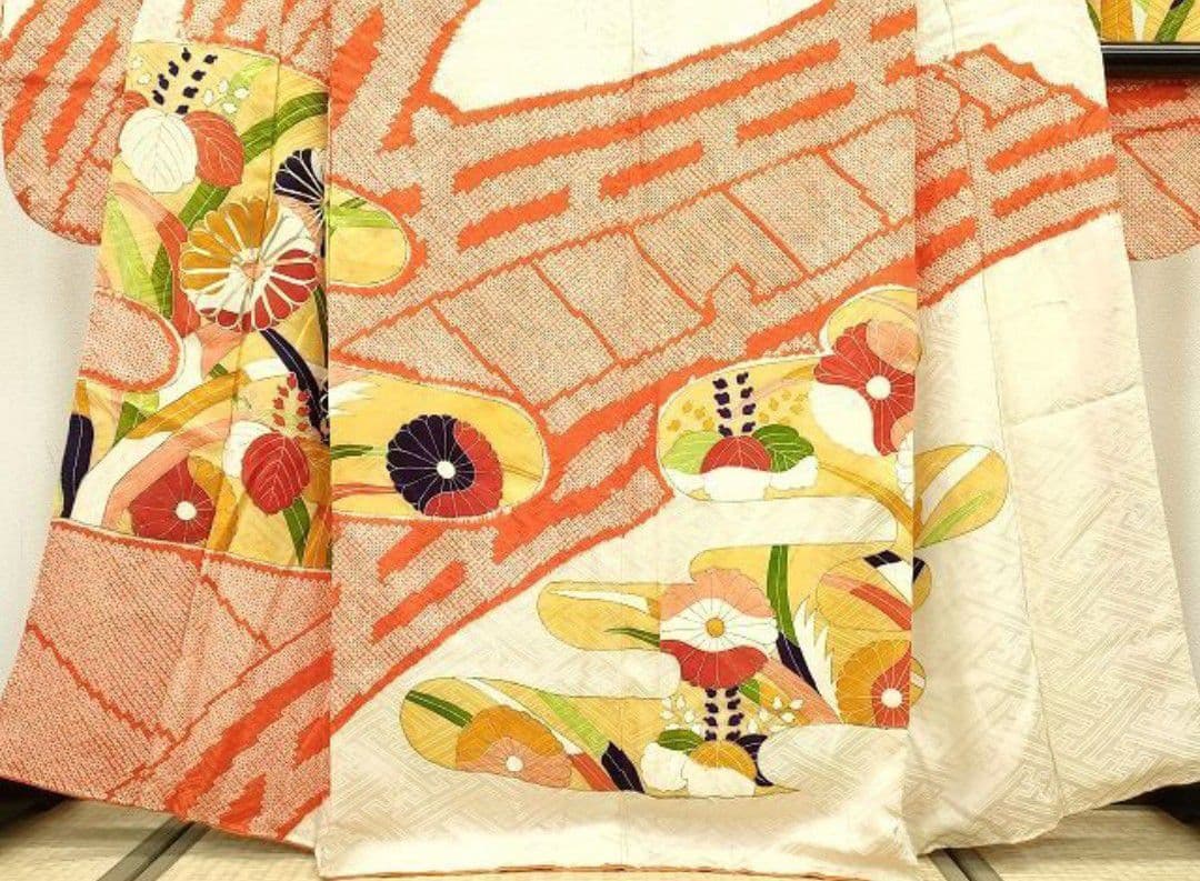 とどたん　豪華振袖 駒刺繍 絞り 渡橋霞花文 絹 逸品 成人式 パーティー