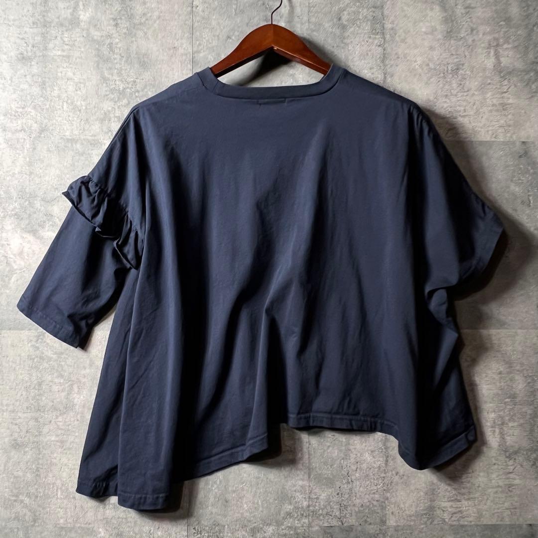 人気❤️CODURE アシンメトリーフリルスリーブカットソー　ネイビー