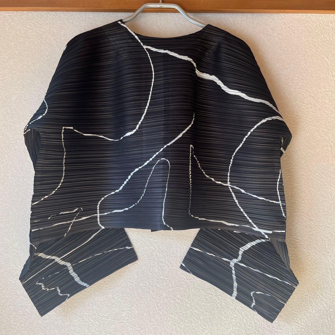 PLEATS PLEASE ISSEY MIYAKE PAUSE カーディガン