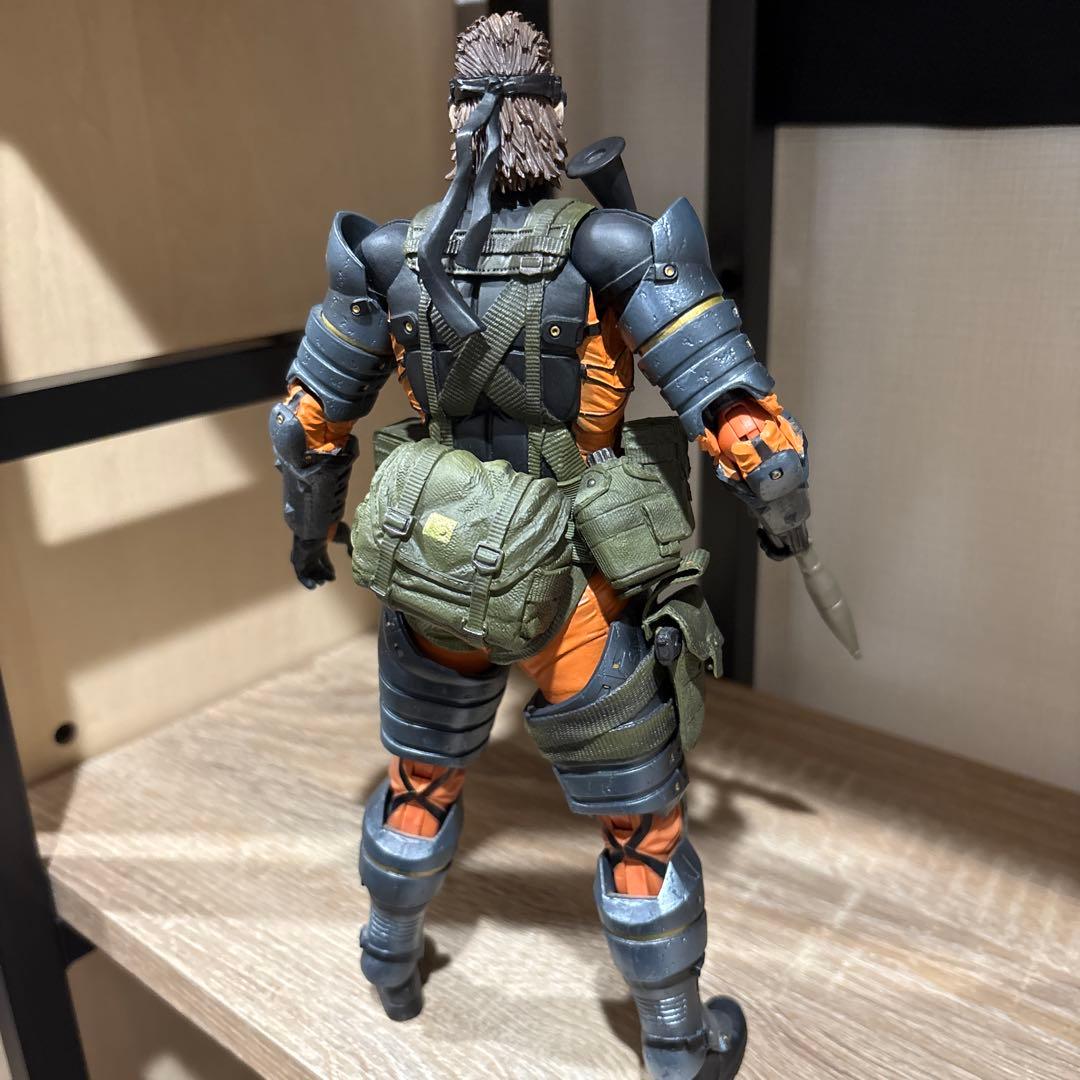 メタルギアソリッドピースウォーカー プレイアーツ改 スネーク バトルドレス 箱無