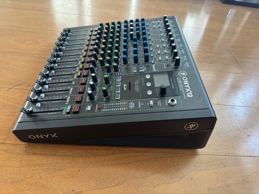MACKIE ONYX 12 アナログミキサー
