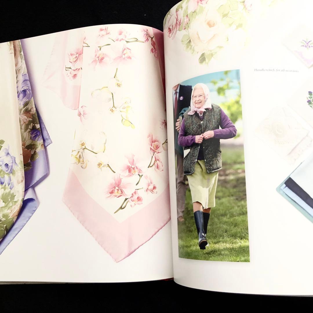 エリザベス女王の衣服を手がけて 写真集「Dressing the Queen」