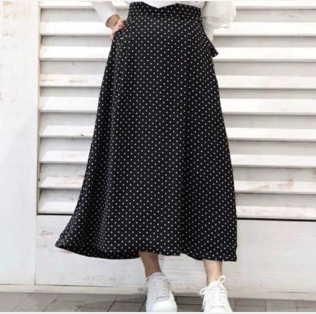 SHE Tokyo Alisia dotシートウキョウドットブラックスカート36