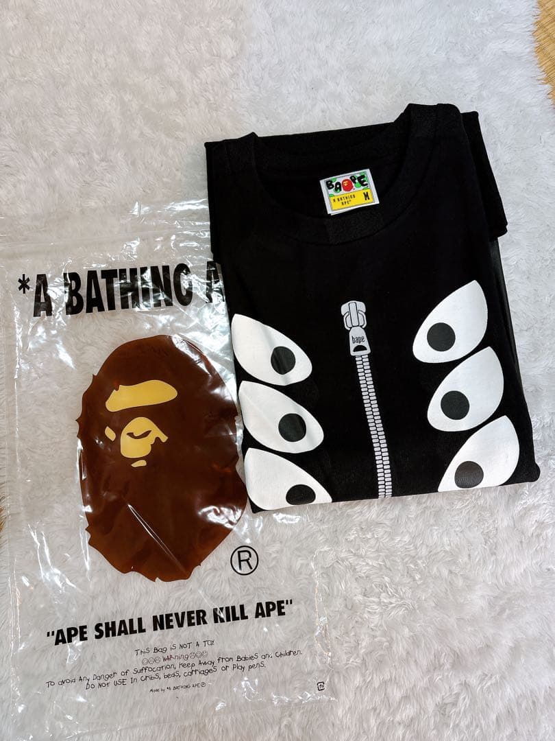 BAPE シャークデザイン Tシャツ Mサイズ
