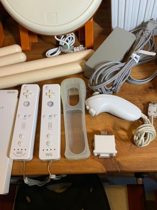 週末価格！任天堂　Wii 本体ソフトその他大量