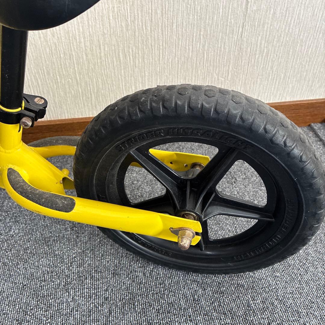 ストライダー　 STRIDER 12インチ　イエロー st-j4