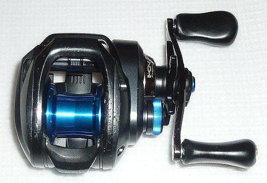 シマノ　20 SLX DC　70HG　右ハンドル