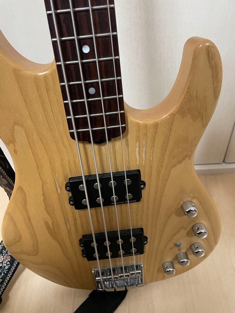 ESP エレキベース 4弦 【12/10まで取り置き中】