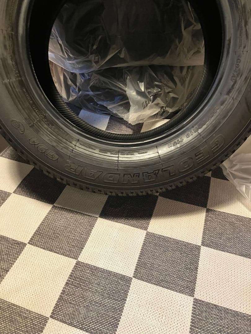 Yokohama GEOLANDAR G94265/60R18 110H タイヤ