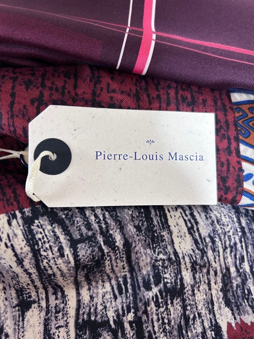 Pierre-Louis-Mascia ストール