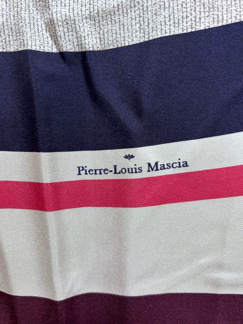 Pierre-Louis-Mascia ストール