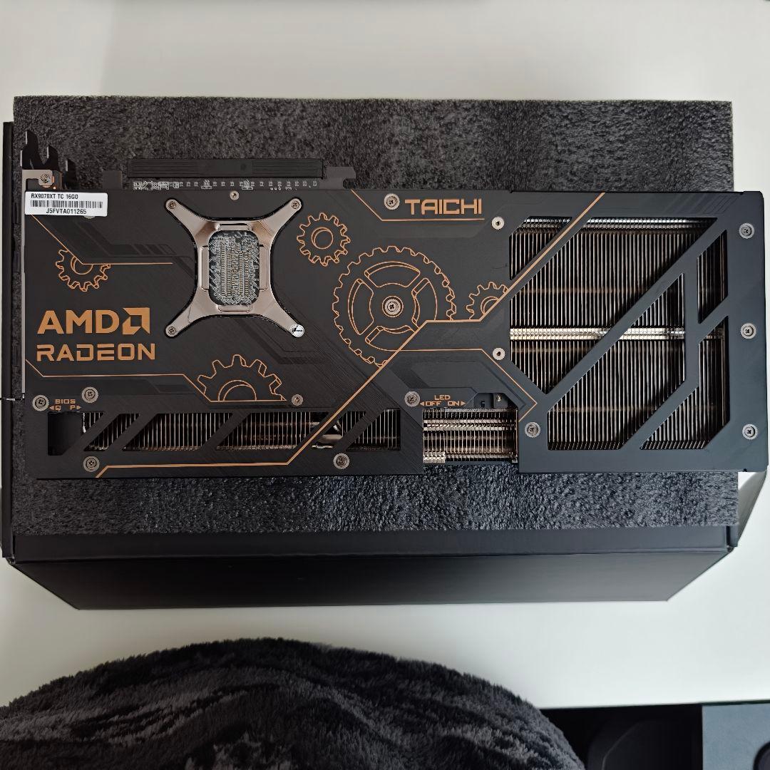 ASRock TAICHI Radeon RX 9070 XT　週末限定値下げ