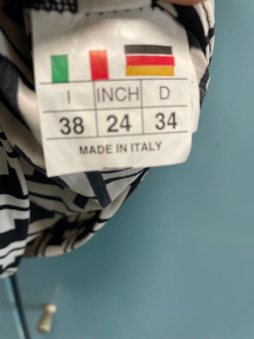 Fendi ロゴプリント 半袖Tシャツ サイズ38