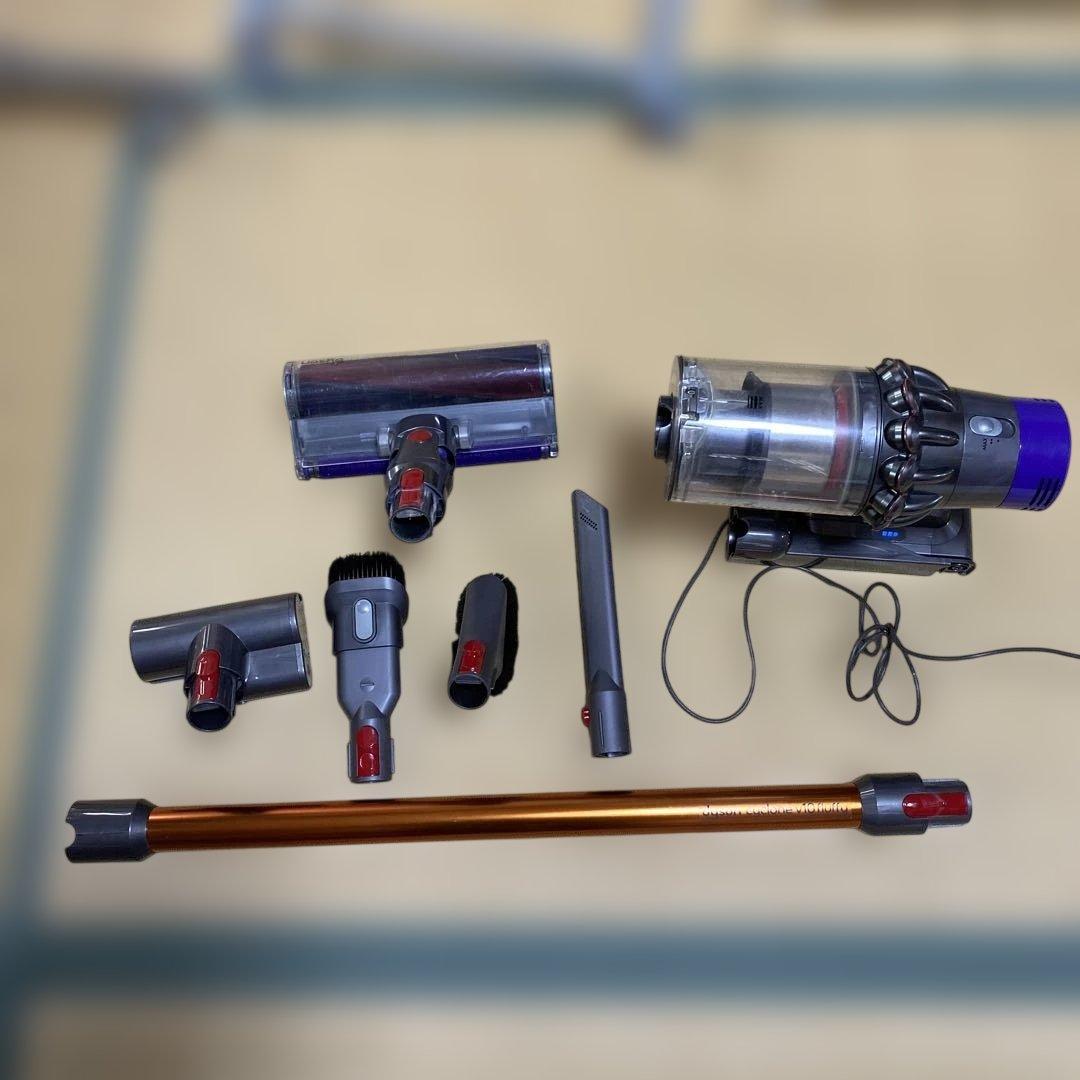 B*E様 ダイソンコードレス掃除機「Dyson Cyclone V10 Fluf