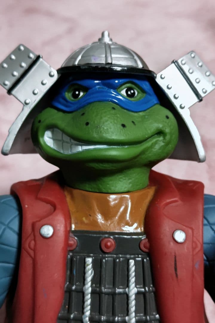 ミュータント　ニンジャ　タートルズ　ジャイアント　サムライ　レオナルドフィギュア