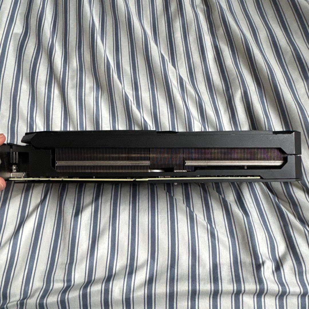 【ジャンク品】GEFORCE RTX 3060ti ホワイト グラフィックボード
