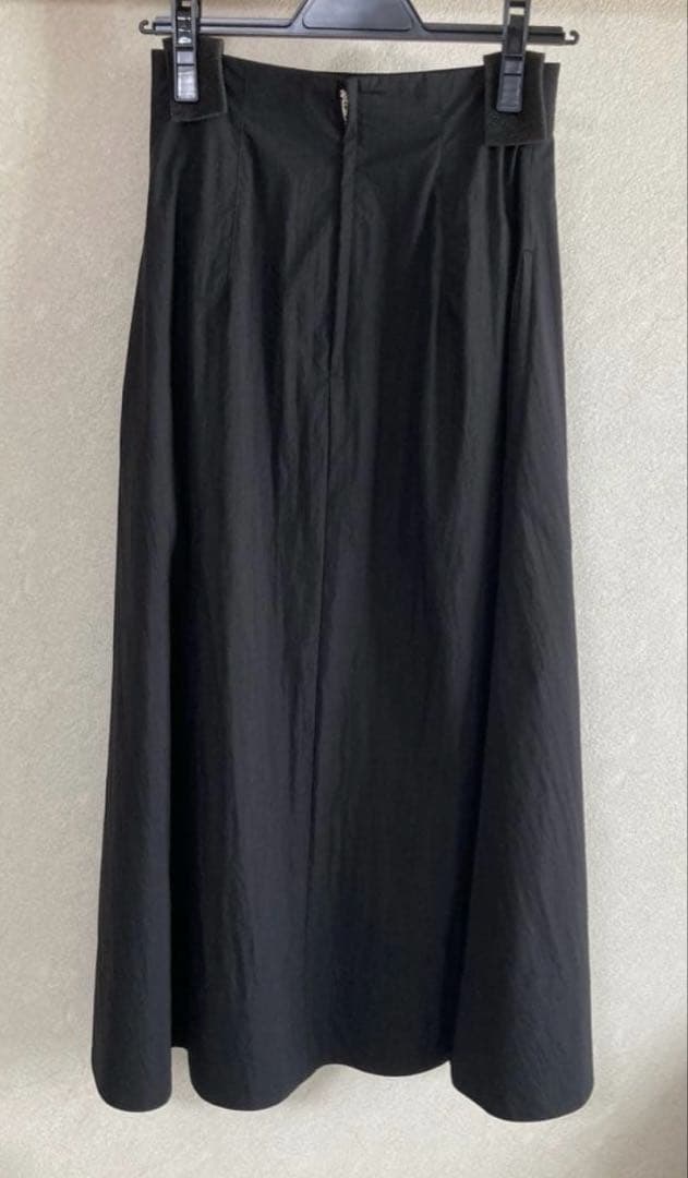 新品未使用24SS YLÈVE コットンナイロン ロングフレアスカート