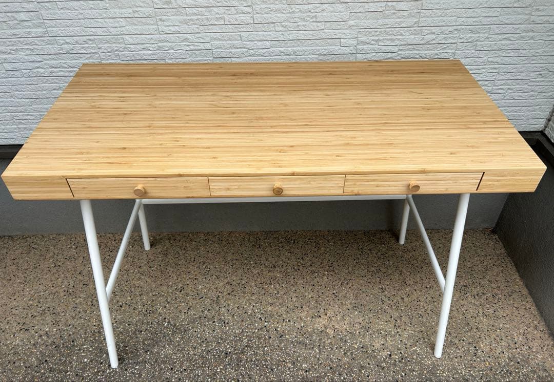 【極美品】IKEA リルオーセン　パソコンデスク