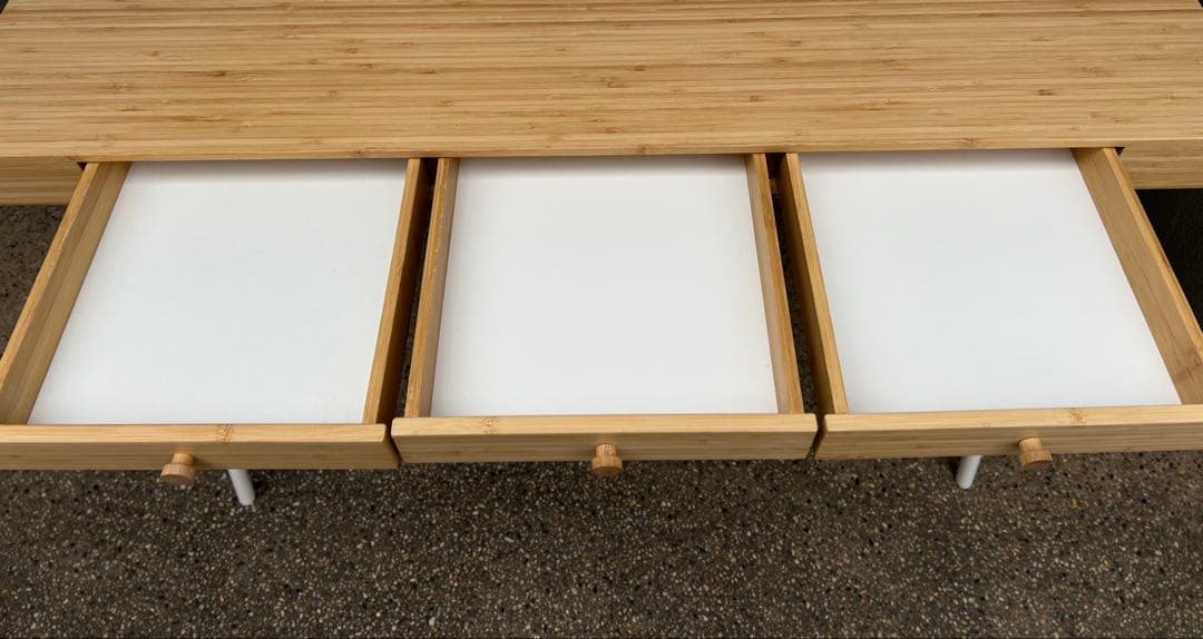【極美品】IKEA リルオーセン　パソコンデスク