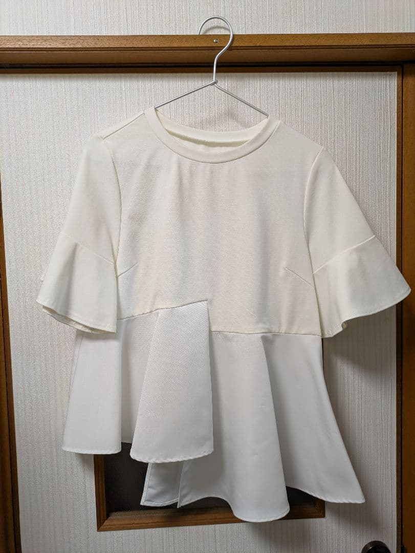 ⭐️試着のみ美品♥maison de Dolce. アシンメトリートップス