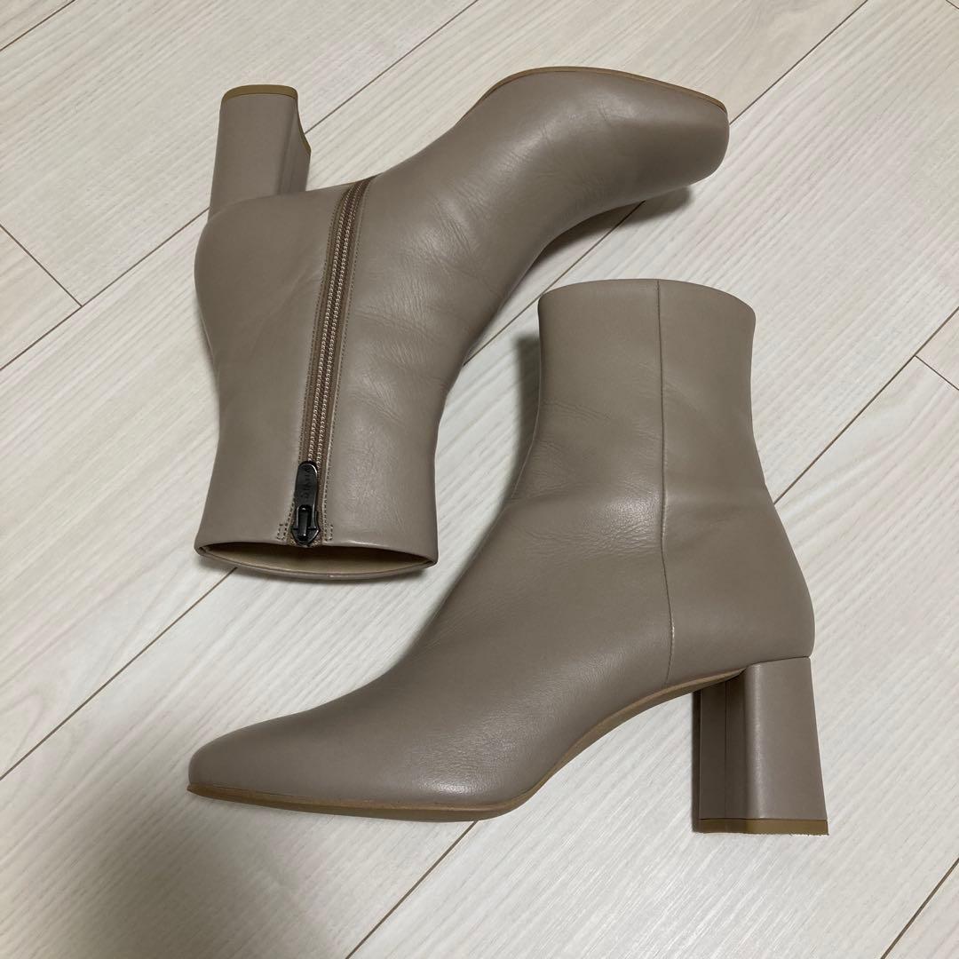 ダイアナ　23.5 ショートブーツ　定番　美品 ベージュ