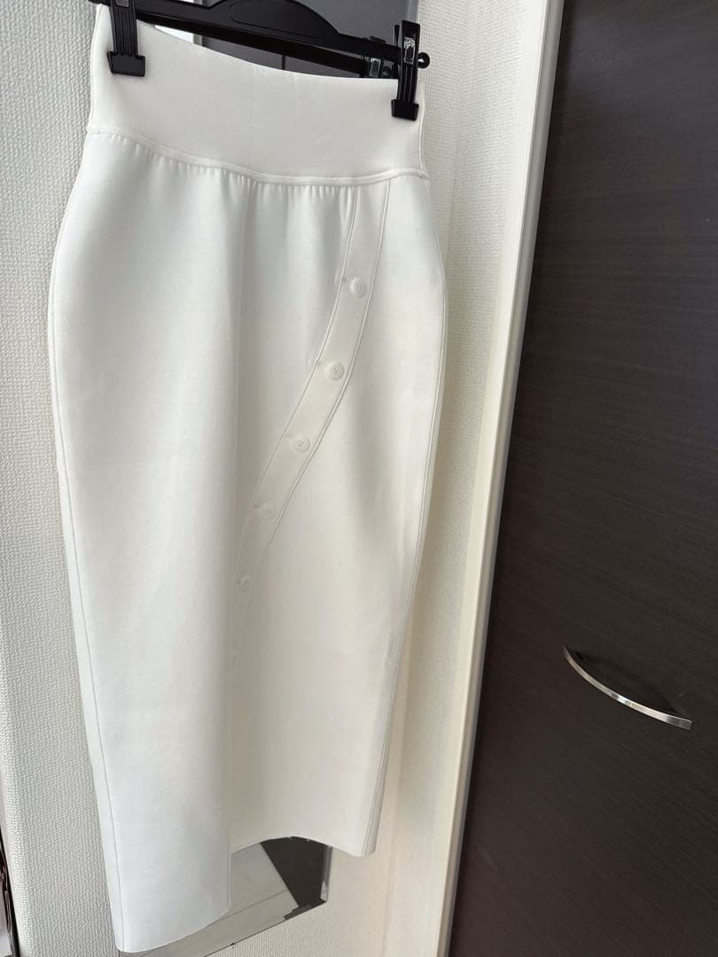 poisポワ button line skirt ホワイト Ｓ