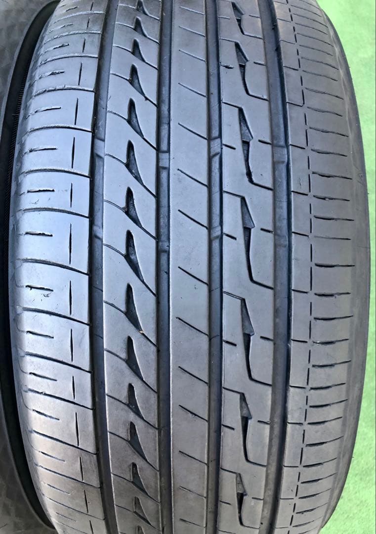 たっちゃん 225/45 R17 REGNO GRX-II
