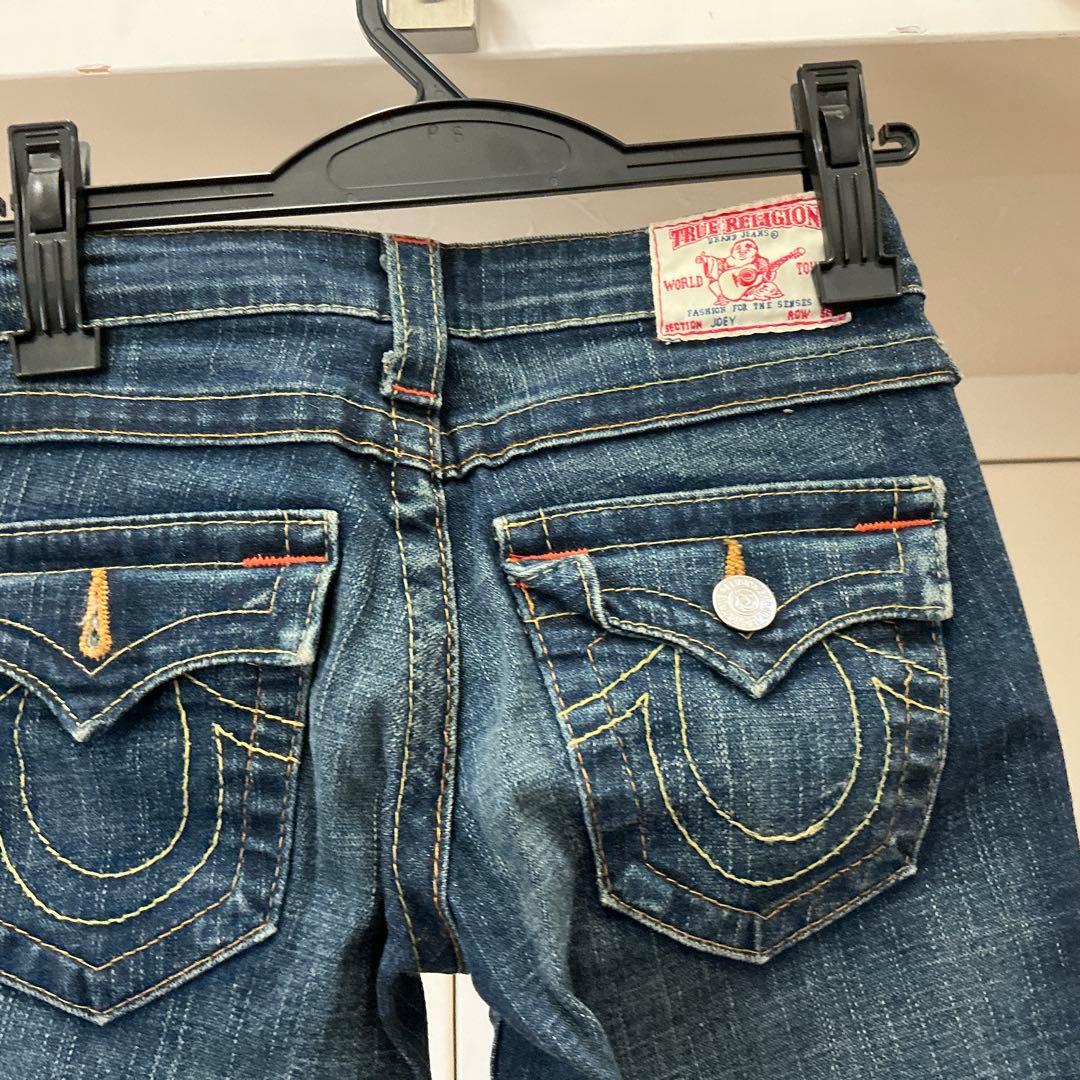 アメリカ製　￼true religionブーツカットデニムダークブルー23インチ
