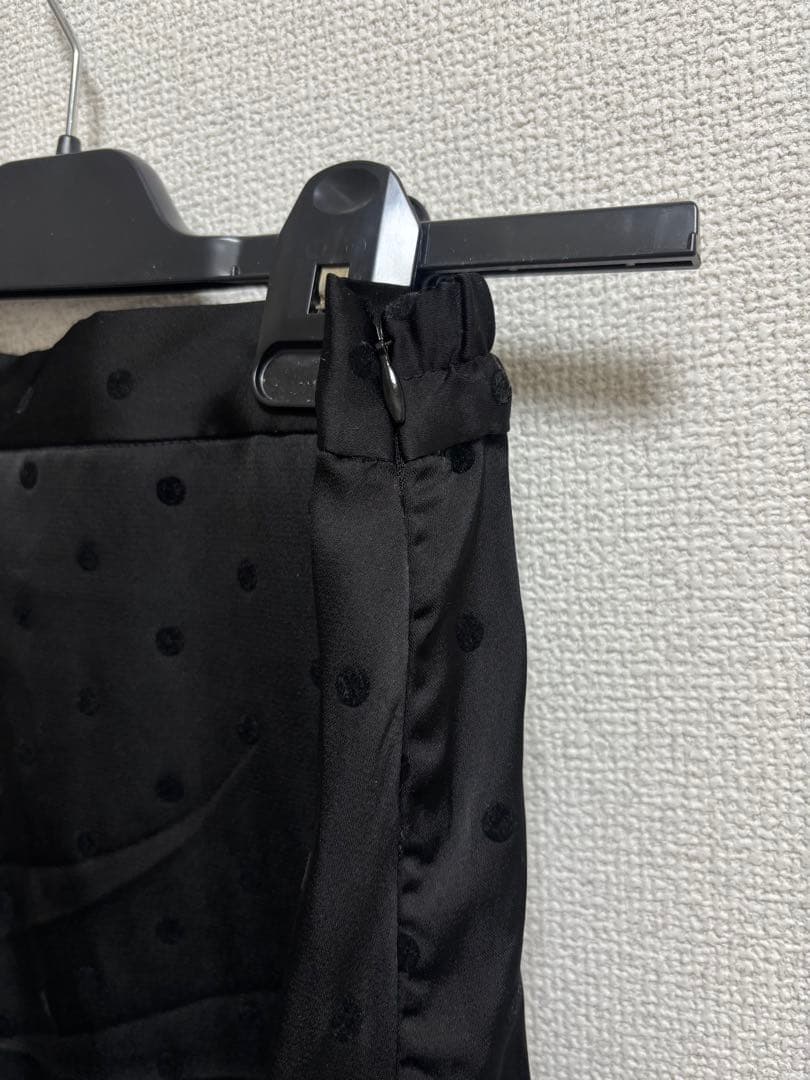 fekete ドットフリルスカート